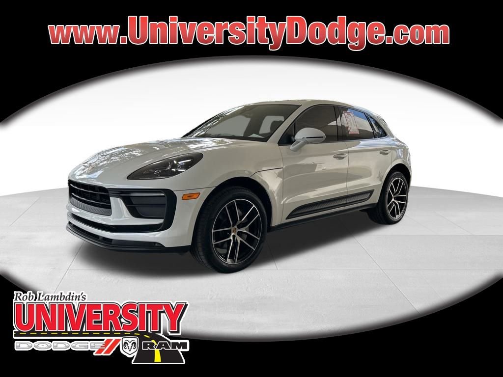 Used 2022 Porsche Macan image 1