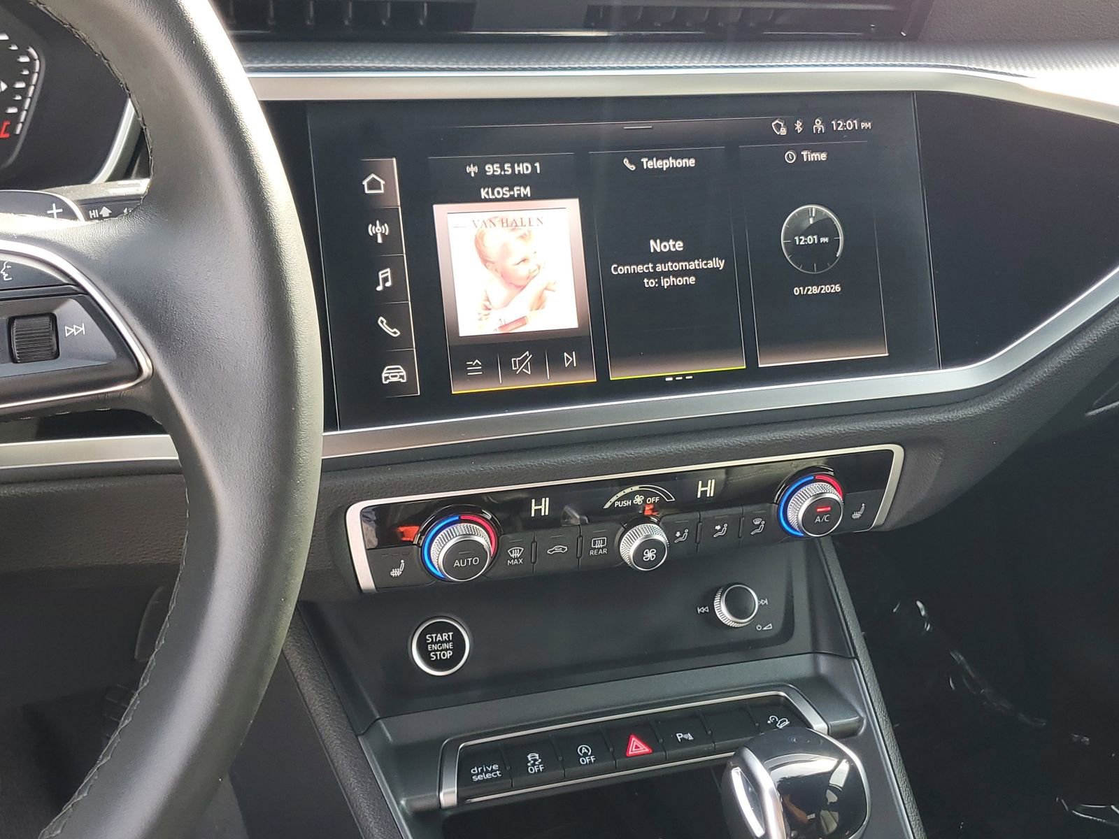 Used 2025 Audi Q3 2.0T Premium w/ Convenience Package image 29