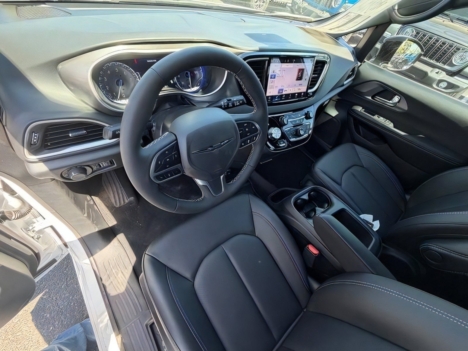 New 2026 Chrysler Voyager LX FWD image 14