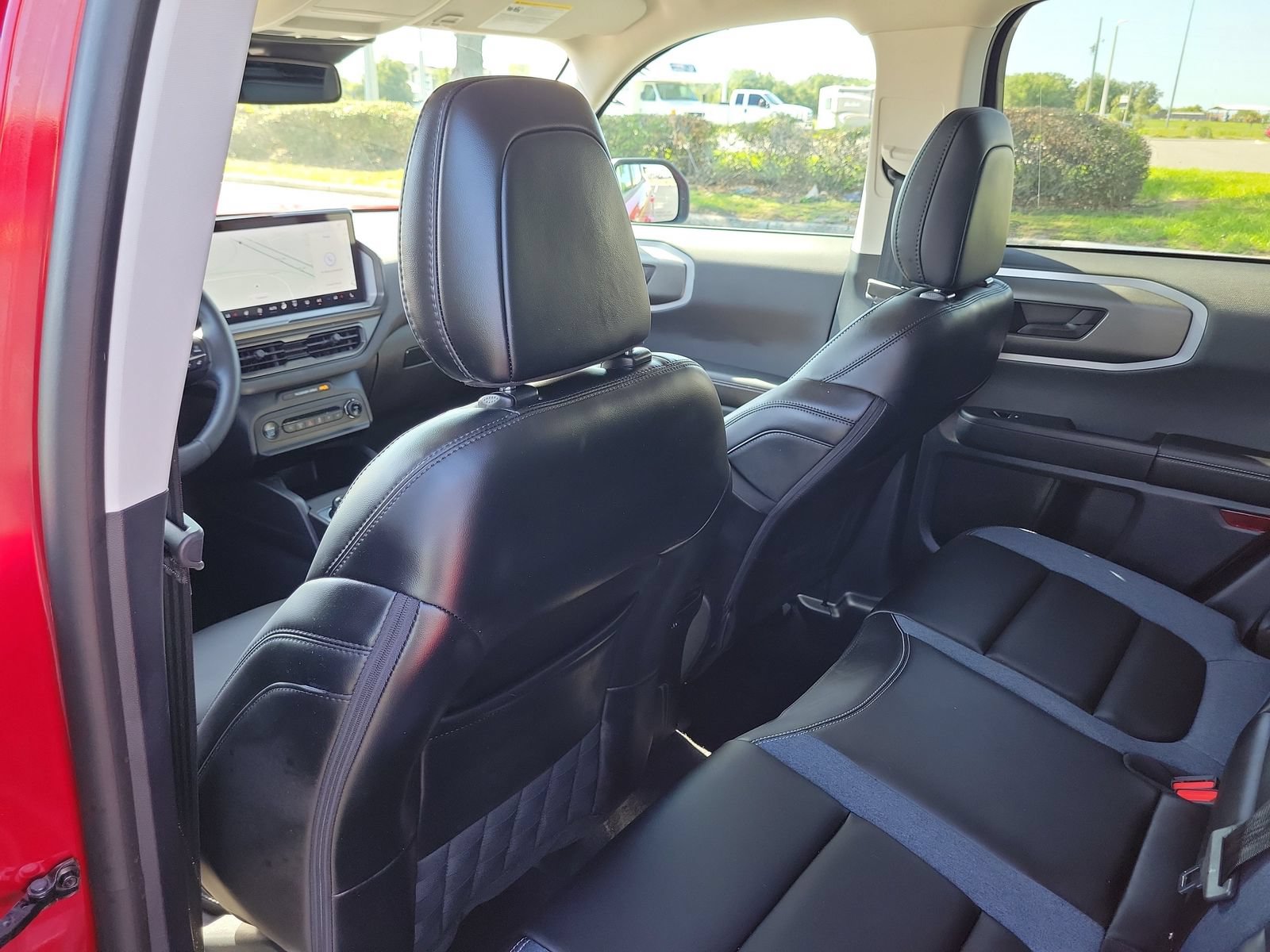 Certified 2025 Ford Bronco Sport Outer Banks w/ Outer Banks Tech Package+ AWD/4WD image 10