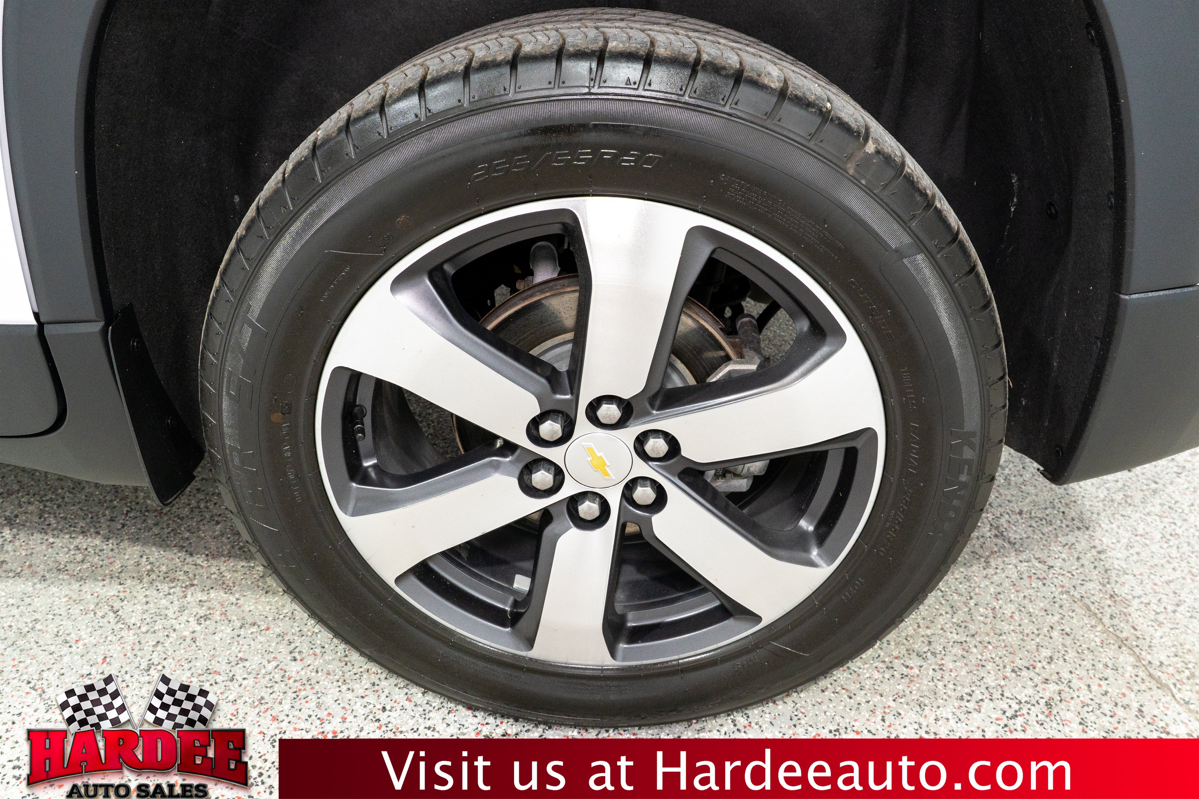 Used 2023 Chevrolet Traverse LT w/ LT Premium Package AWD/4WD image 10