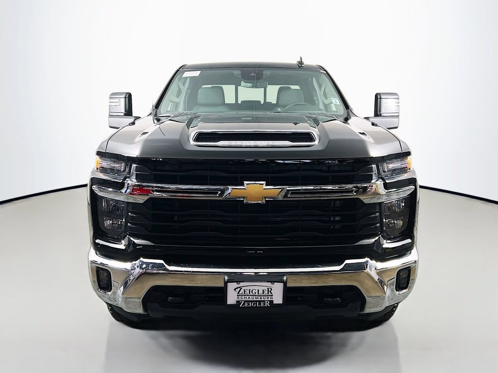 New 2026 Chevrolet Silverado 2500 LT w/ Leather Package AWD/4WD image 2