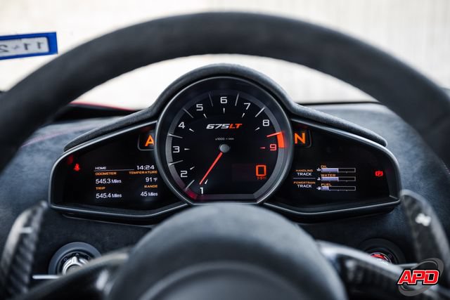 Used 2016 McLaren 675LT Coupe RWD image 10