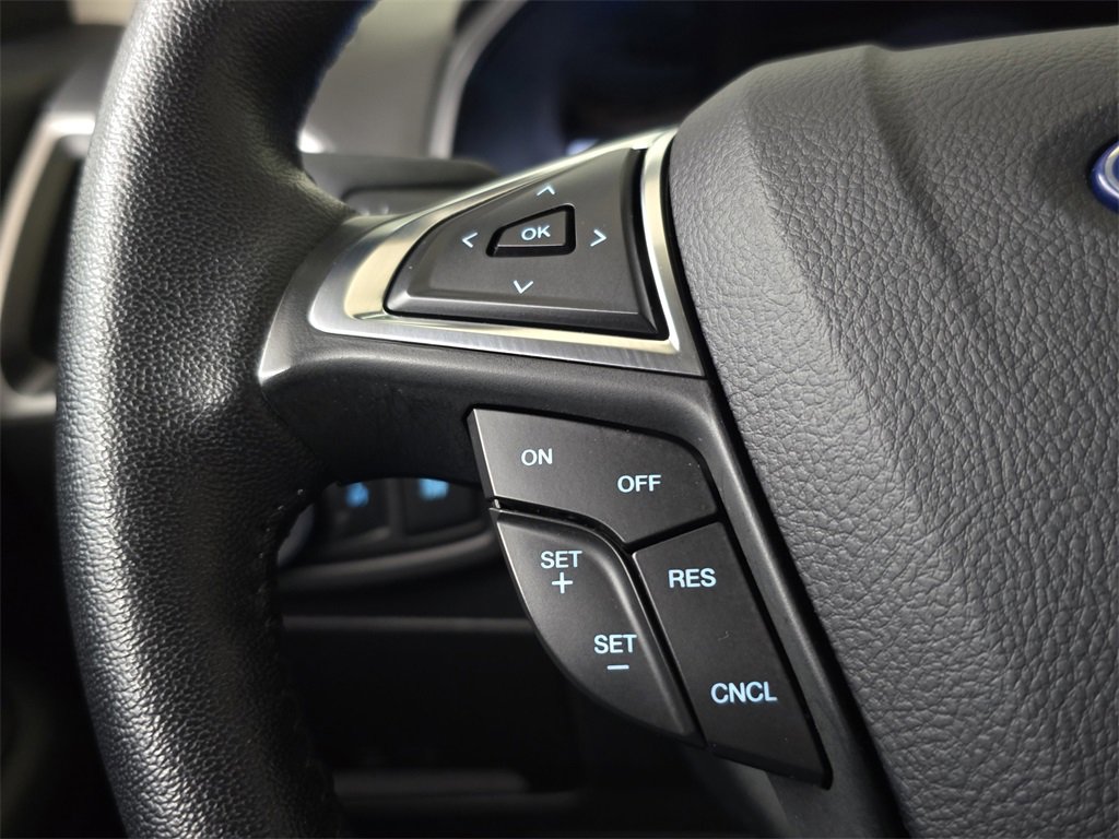 Used 2024 Ford Edge SEL image 19