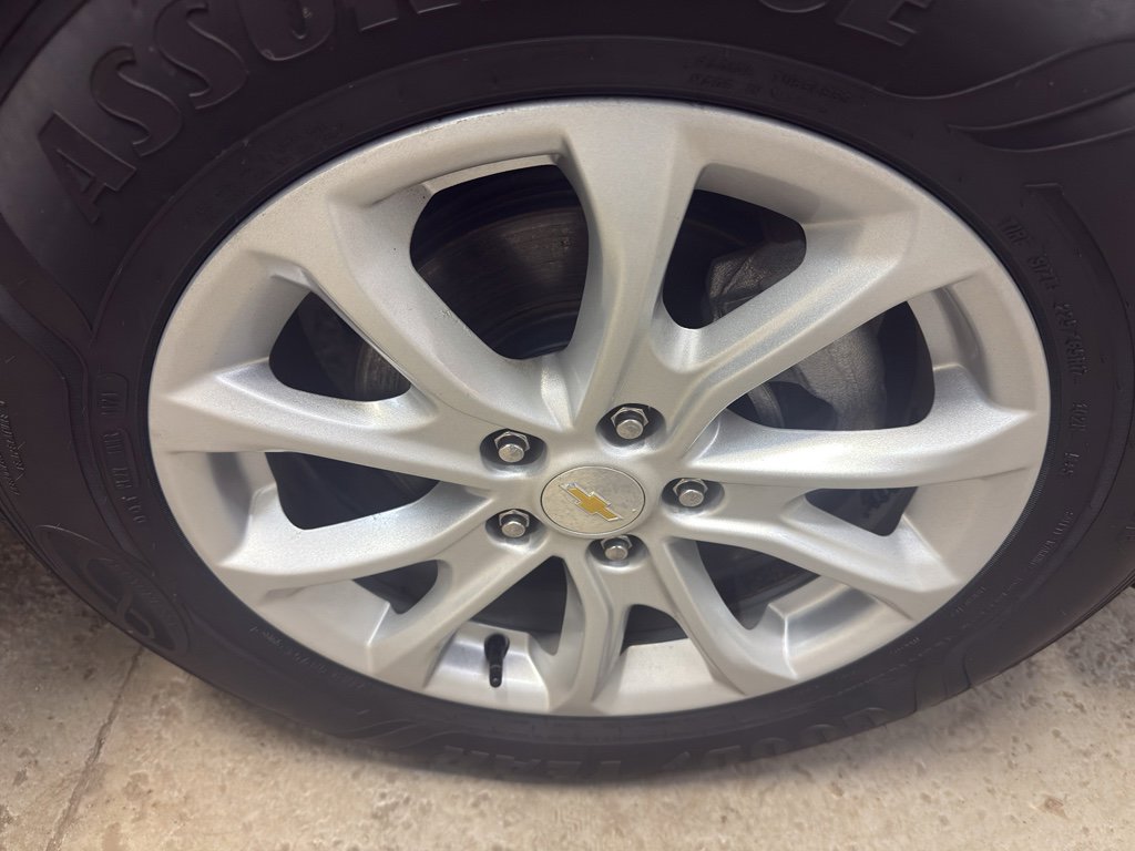 Used 2019 Chevrolet Equinox LT image 33