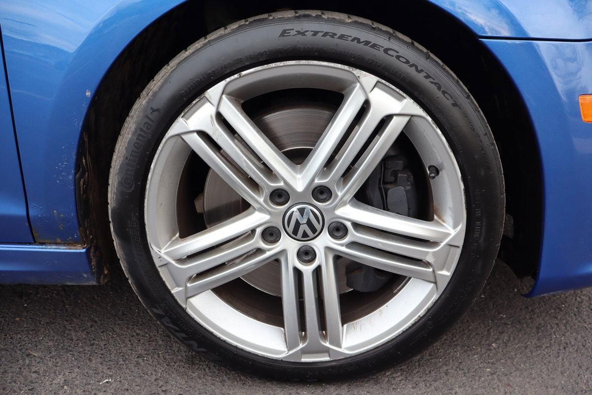 Used 2013 Volkswagen Golf R 2-Door image 42