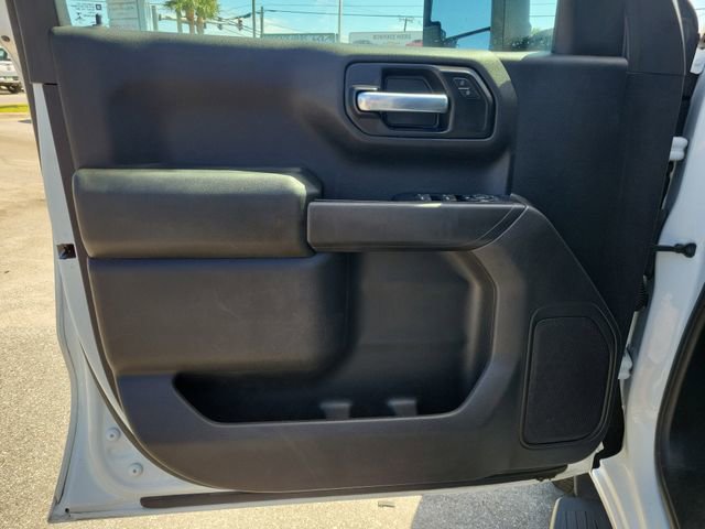 Used 2020 Chevrolet Silverado 1500 Custom w/ Custom Max Trailering Package image 18