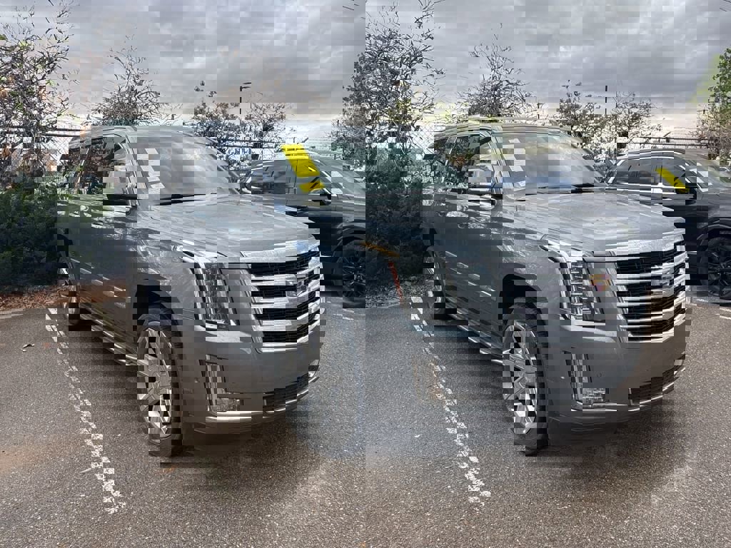 Used 2018 Cadillac Escalade ESV Luxury image 1