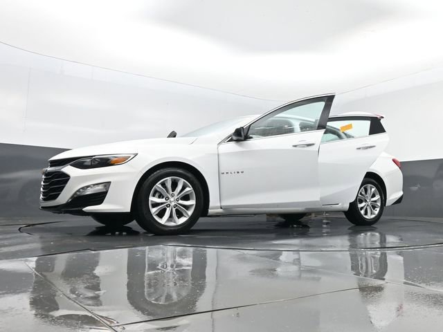 Used 2024 Chevrolet Malibu LT FWD image 32