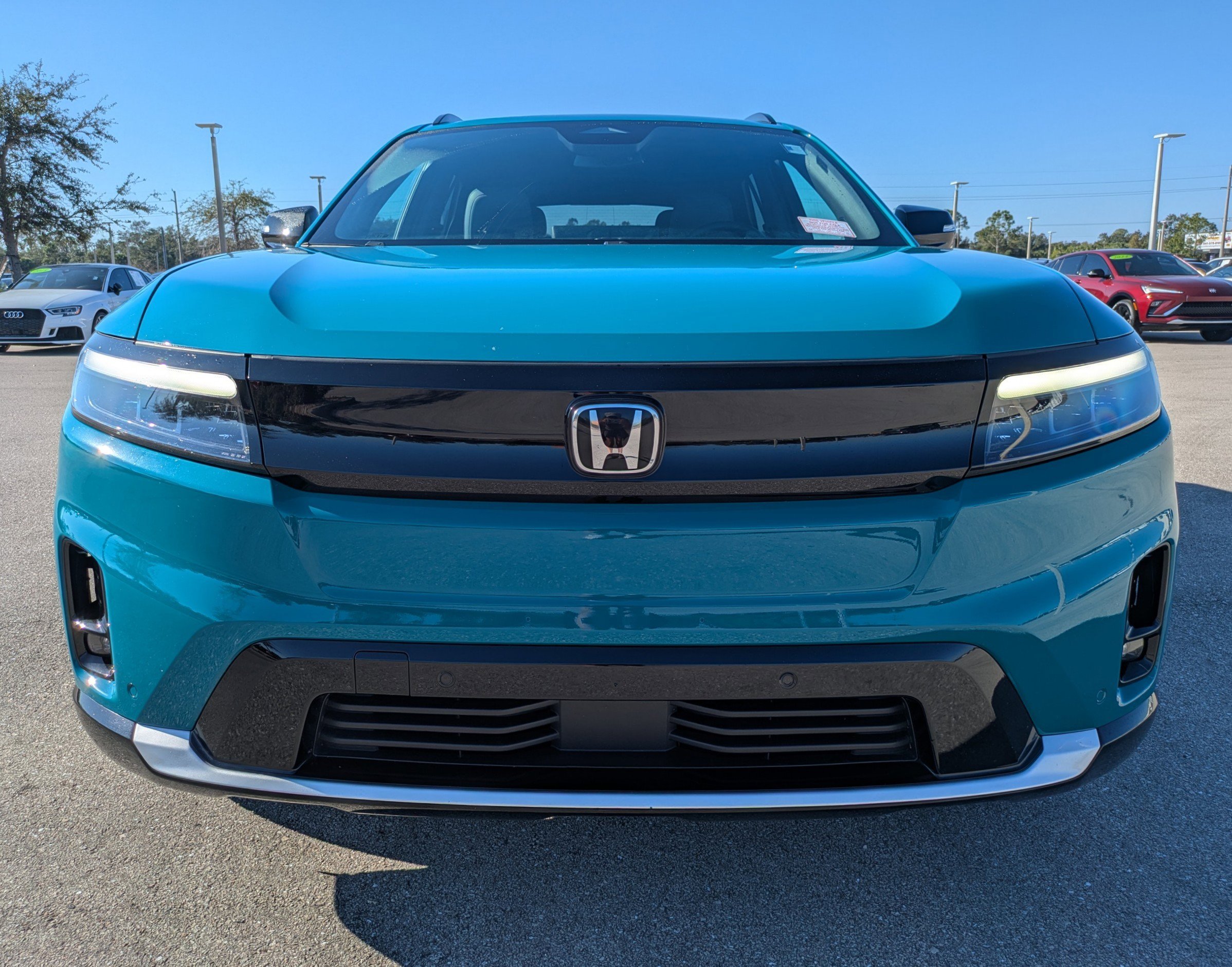 Used 2024 Honda Prologue Touring image 3