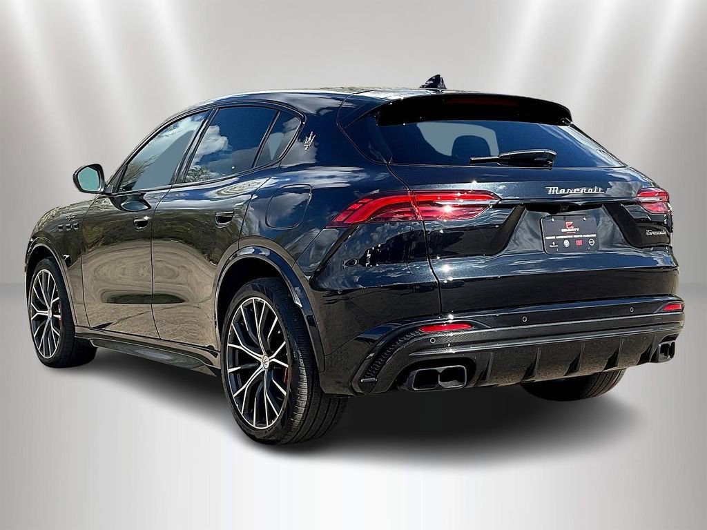 Used 2024 Maserati Grecale Modena AWD/4WD image 4
