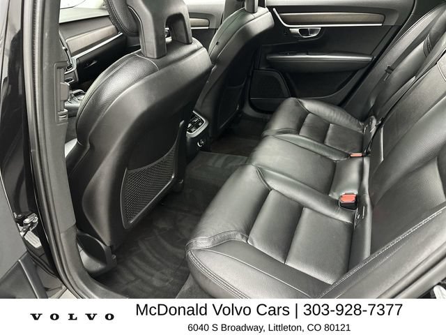 Used 2018 Volvo V90 T5 Cross Country w/ Convenience Package AWD/4WD image 23