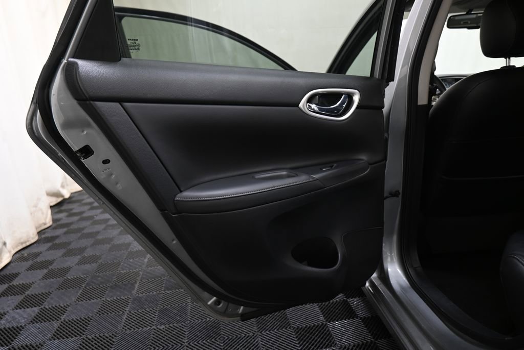 Used 2014 Nissan Sentra SL w/ Premium Package FWD image 20