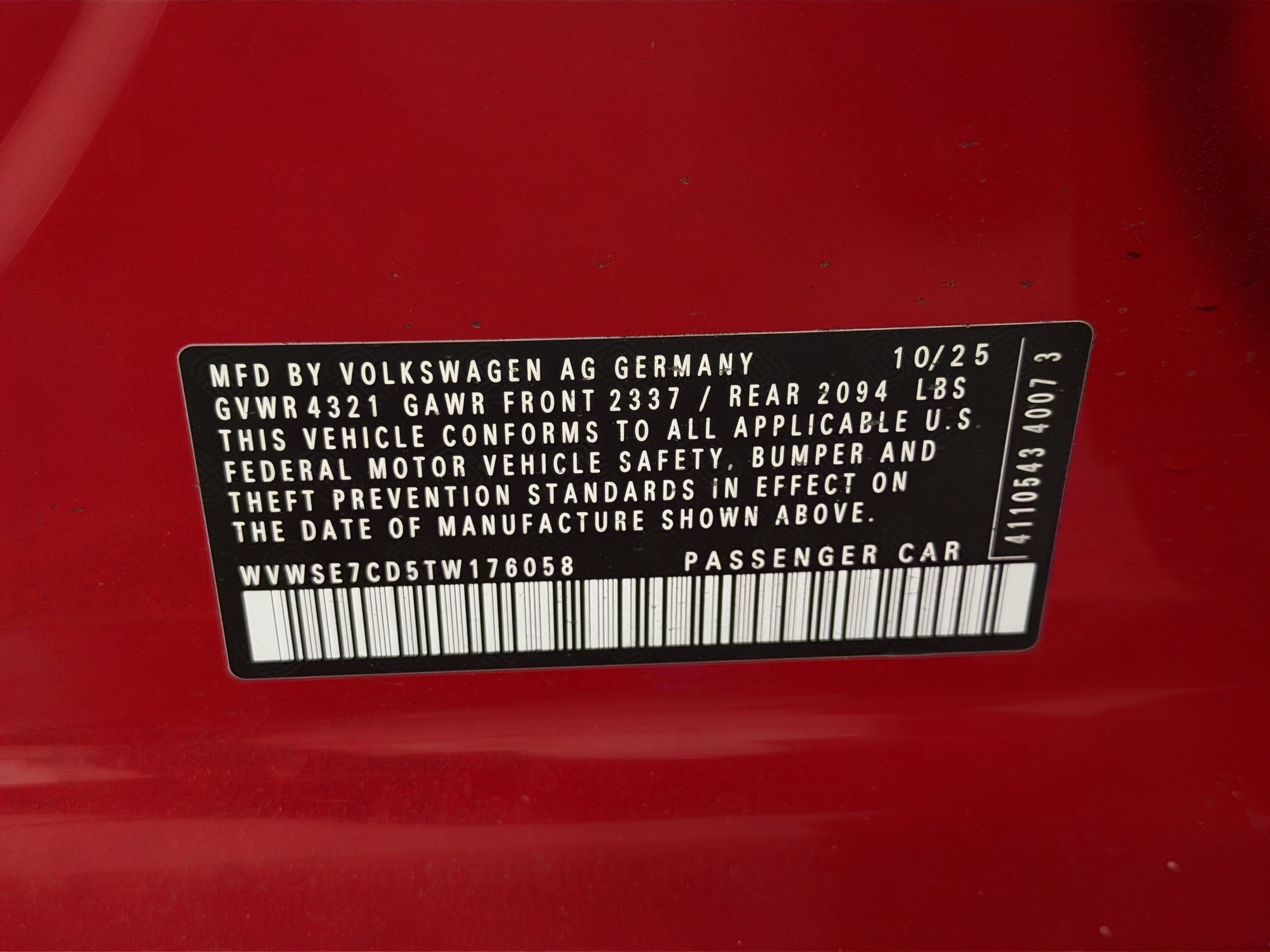 Used 2026 Volkswagen Golf SE FWD image 27