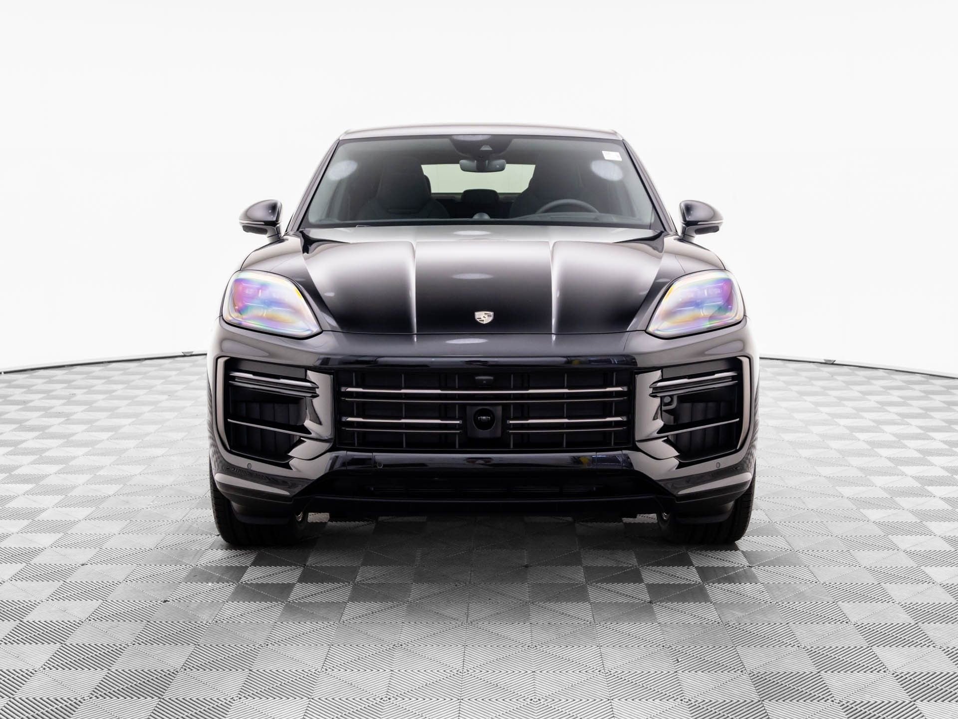 New 2025 Porsche Cayenne Turbo AWD/4WD image 9