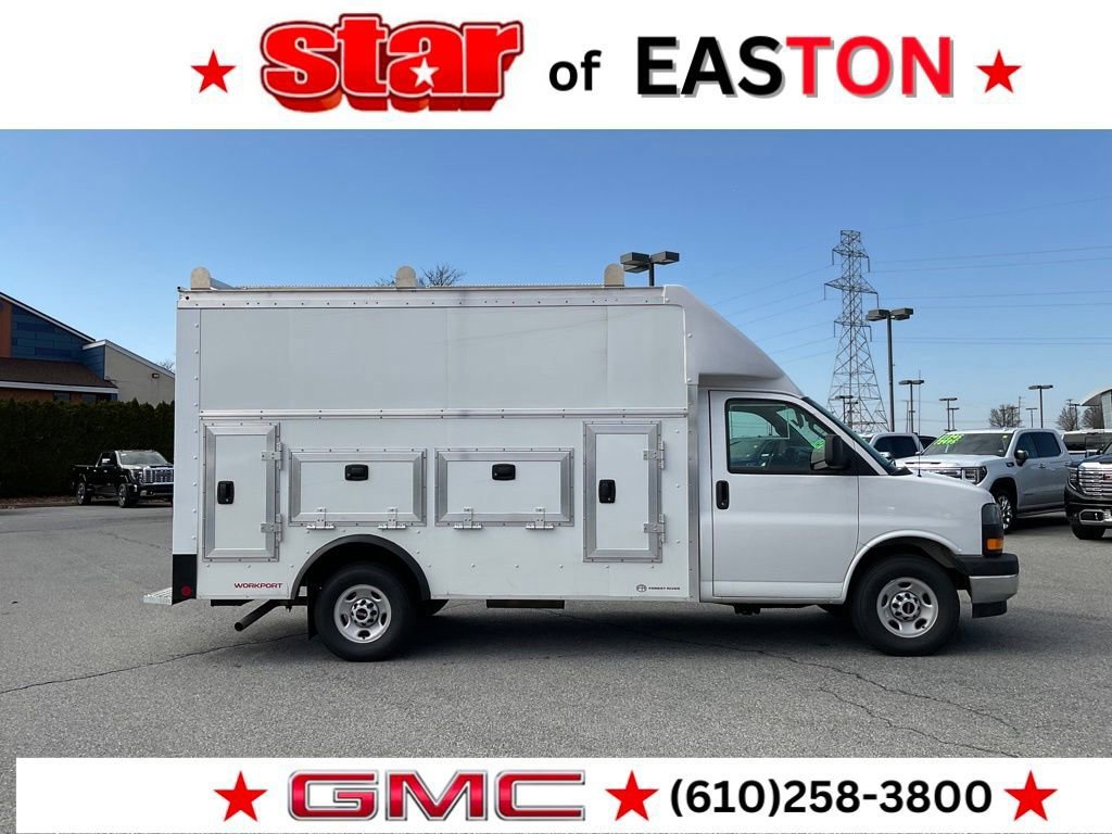 New 2026 GMC Savana 3500 w/ Power Convenience Package image 3