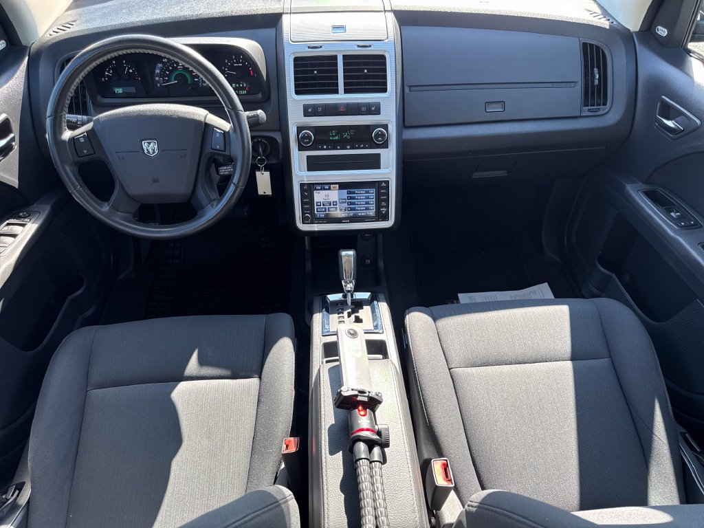 Used 2010 Dodge Journey SXT w/ Premium Convenience Group FWD image 9