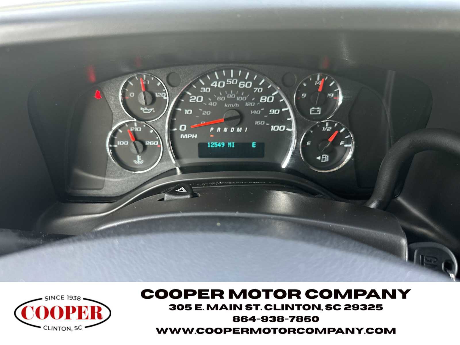 Used 2025 Chevrolet Express 3500 LS RWD image 24