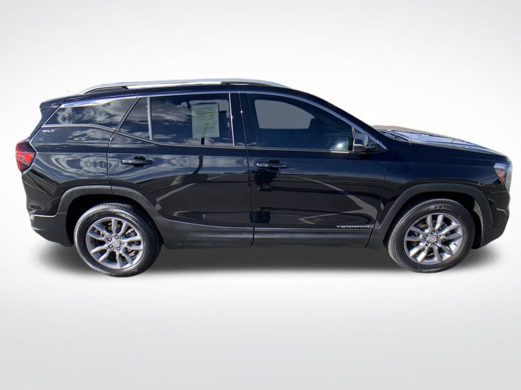 Used 2022 GMC Terrain SLT w/ Infotainment Package II image 8