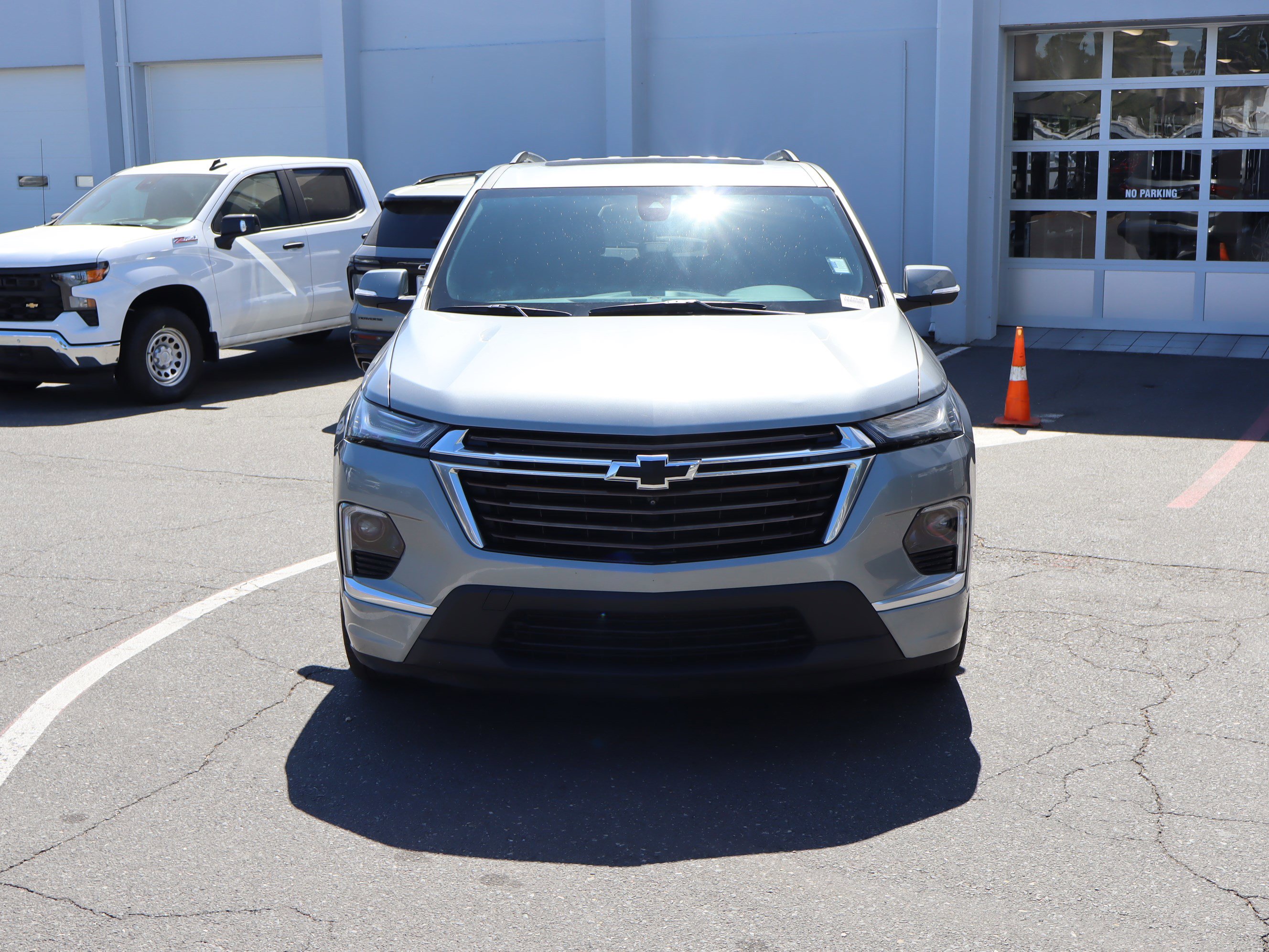Certified 2023 Chevrolet Traverse High Country AWD/4WD image 3