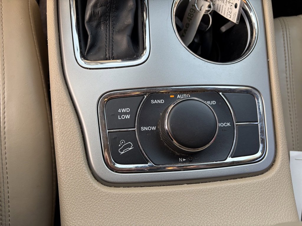 Used 2018 Jeep Grand Cherokee Limited w/ Luxury Group II image 14