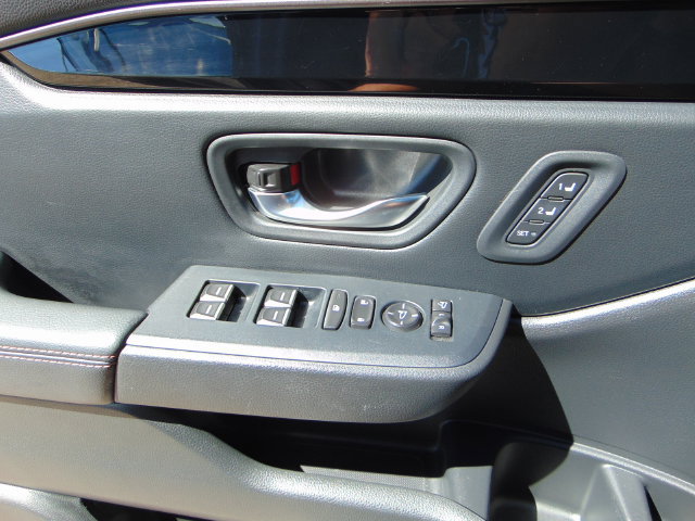 Certified 2024 Honda Pilot TrailSport image 20