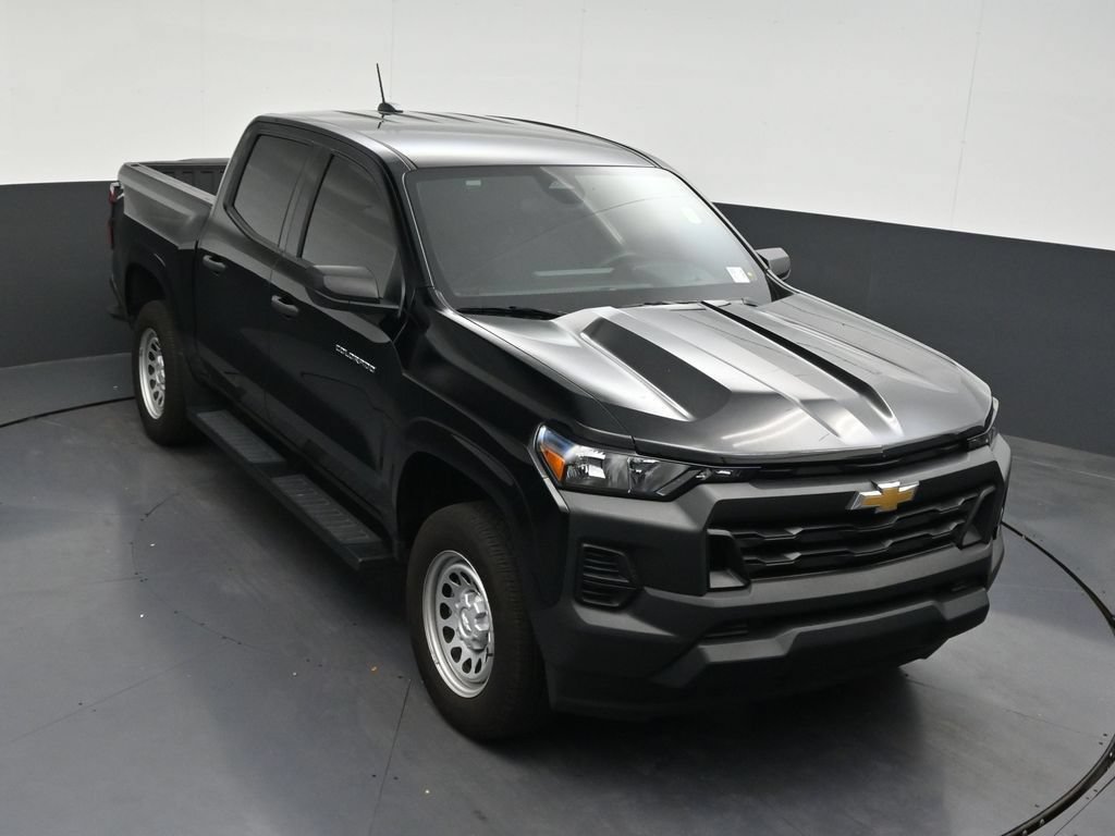 Used 2025 Chevrolet Colorado W/T RWD image 23