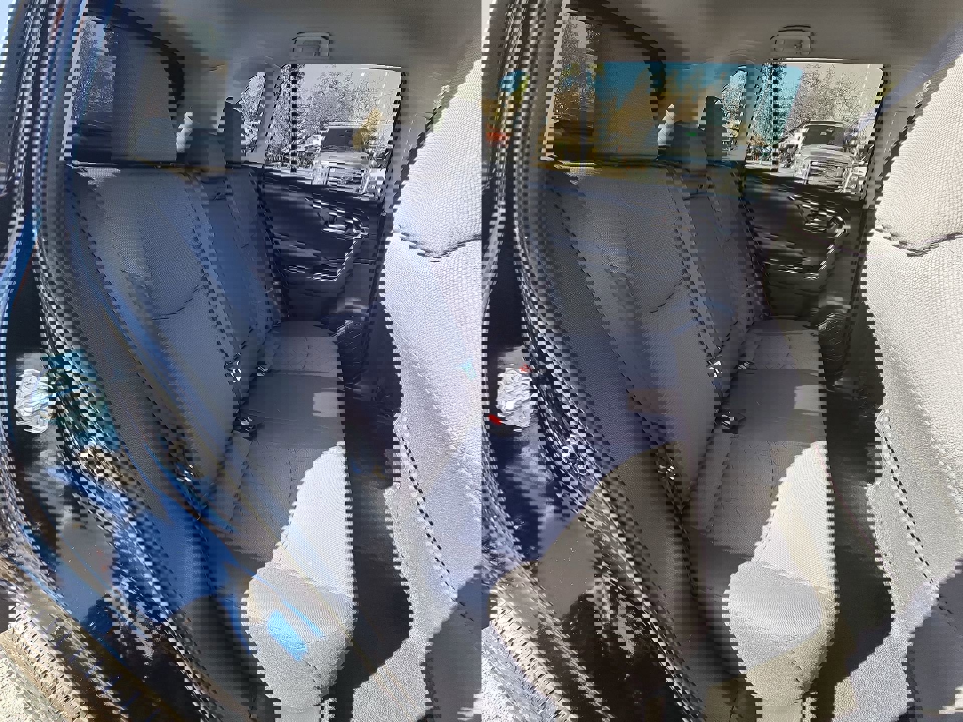 Used 2021 Toyota RAV4 XLE image 26