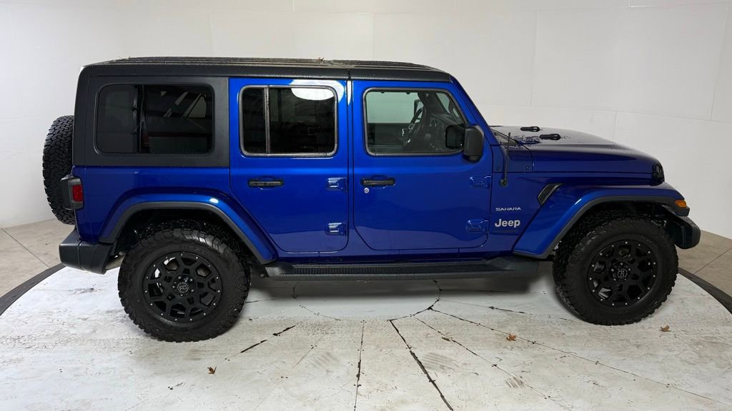 Used 2018 Jeep Wrangler Unlimited Sahara image 8