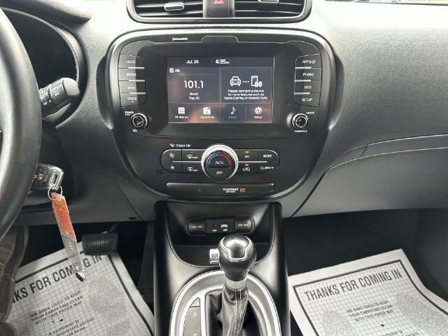 Used 2018 Kia Soul + FWD image 14
