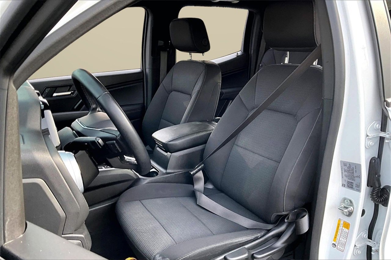 Used 2024 Chevrolet Colorado LT image 20