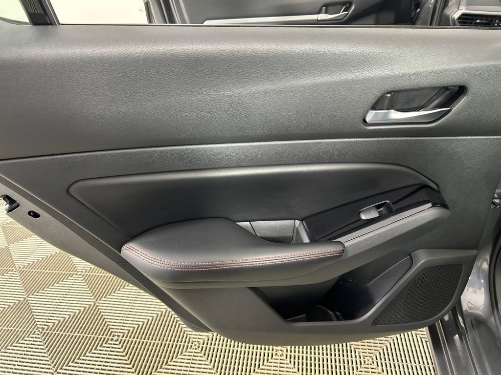 Used 2024 Nissan Altima 2.5 SR image 16