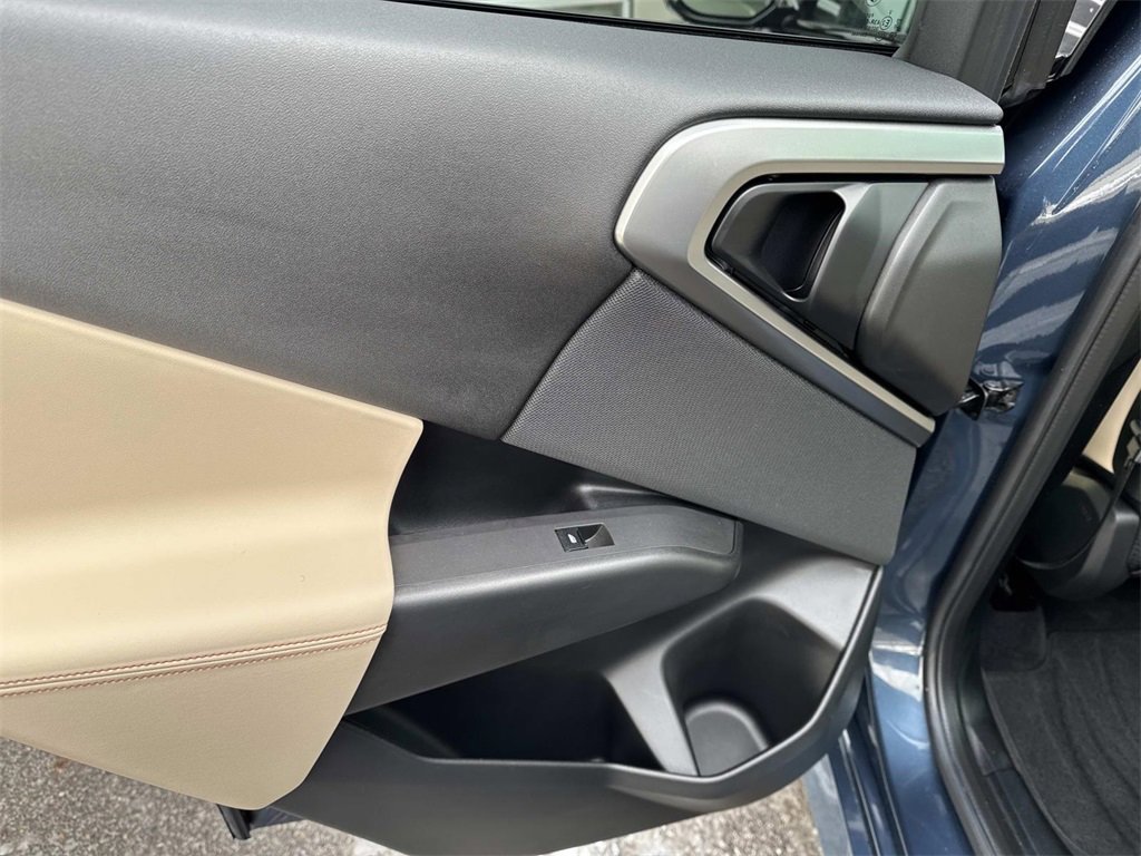 Used 2025 BMW X3 xDrive30i w/ M Sport Package image 12