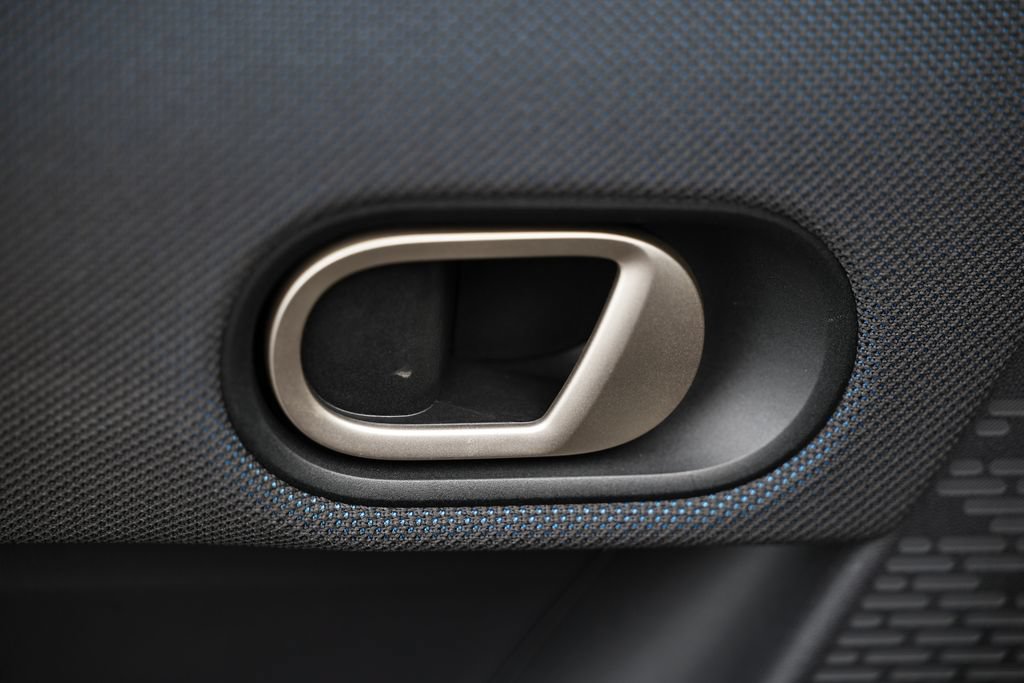 New 2026 MINI Cooper 2-Door Hardtop FWD image 15
