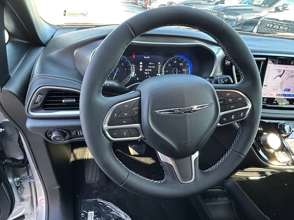 New 2026 Chrysler Pacifica Select image 31