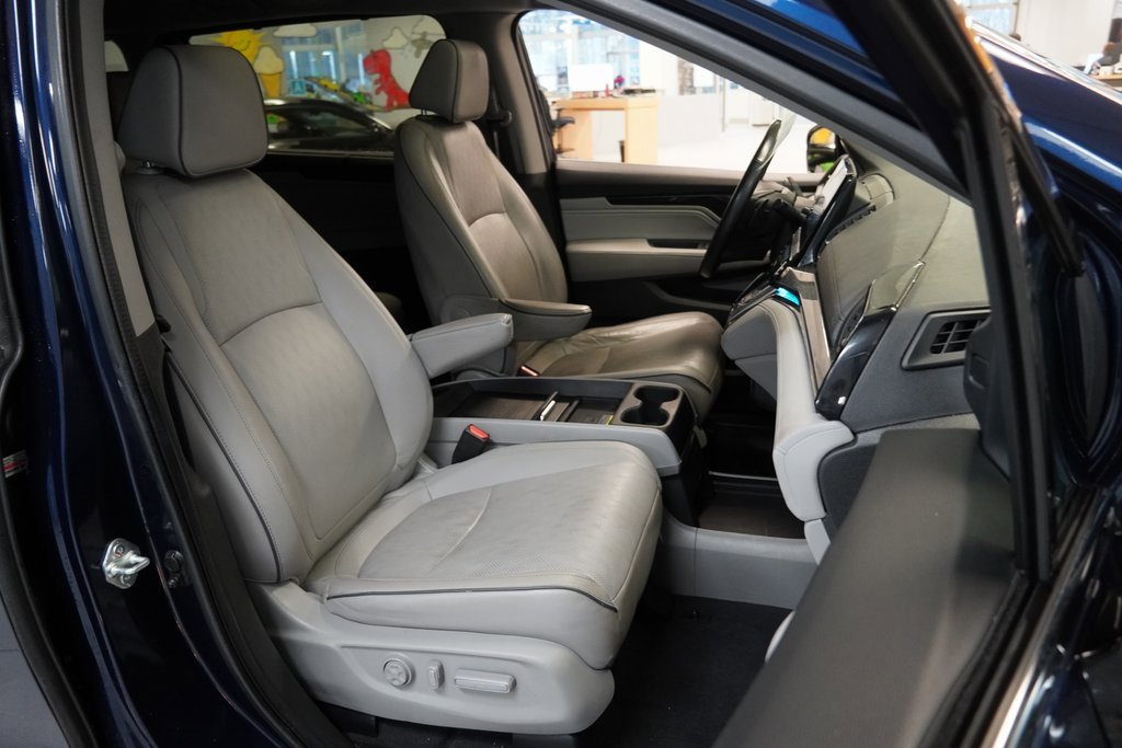 Used 2022 Honda Odyssey Elite image 32