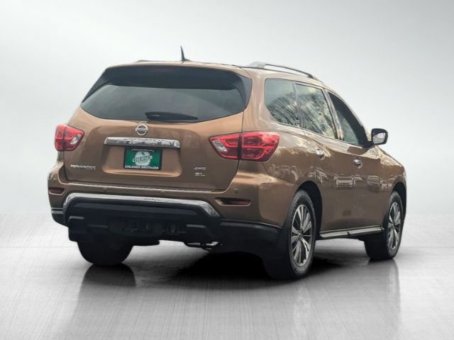 Used 2017 Nissan Pathfinder SL w/ SL Premium Package image 4