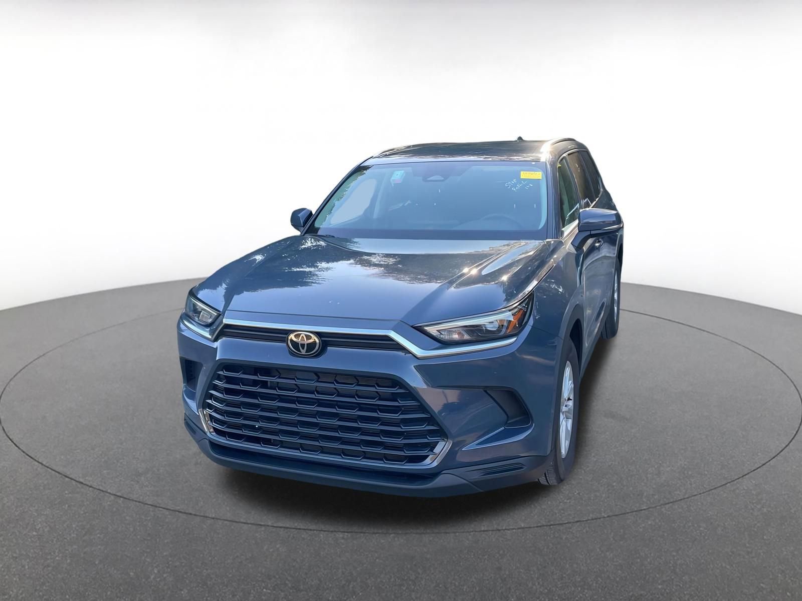 Used 2025 Toyota Grand Highlander FWD image 7