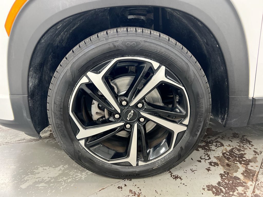 Used 2021 Chevrolet TrailBlazer RS w/ Convenience Package FWD image 25