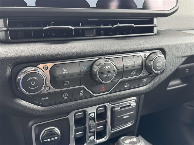 New 2025 Jeep Wrangler Sport S image 31