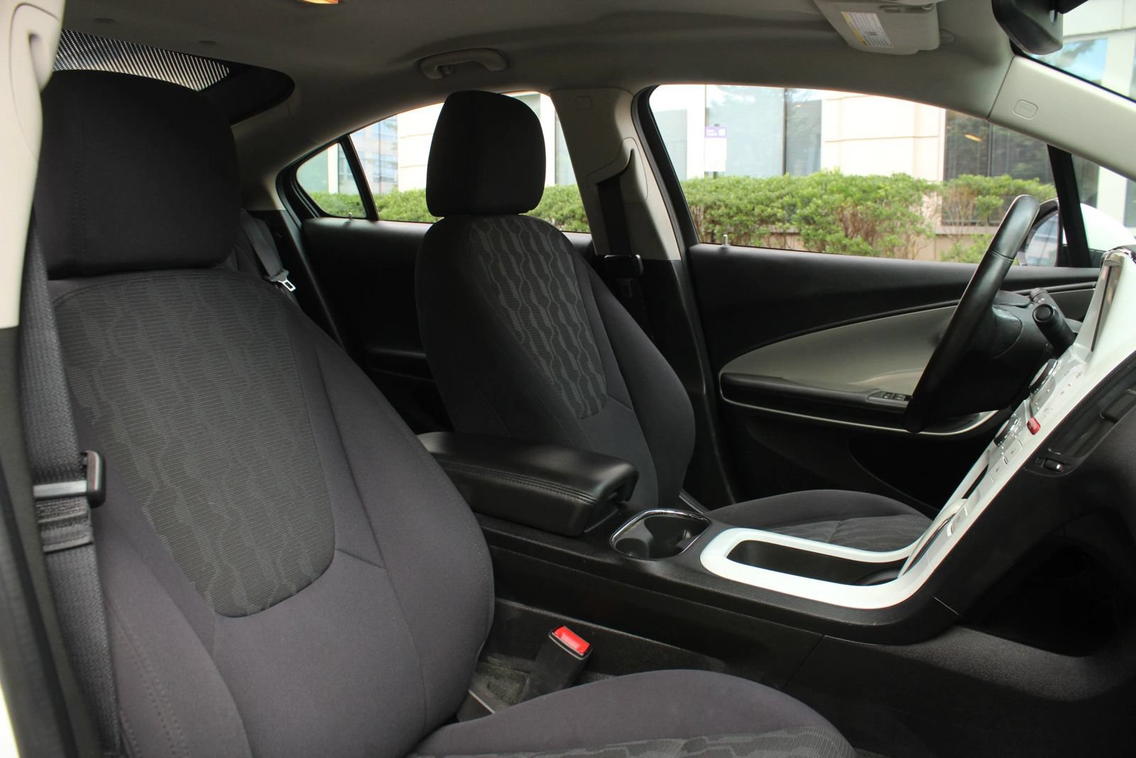 Used 2013 Chevrolet Volt w/ Enhanced Safety Package 1 FWD image 27