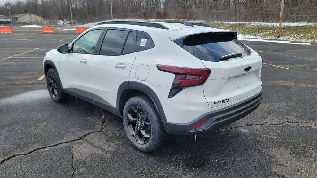 New 2026 Chevrolet Trax LT image 9