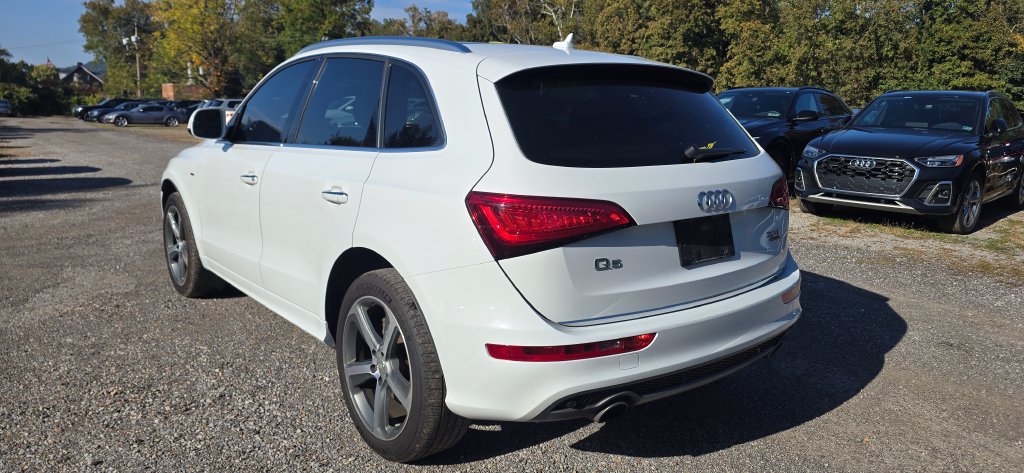 Used 2016 Audi Q5 3.0T Premium Plus w/ Technology Package AWD/4WD image 2