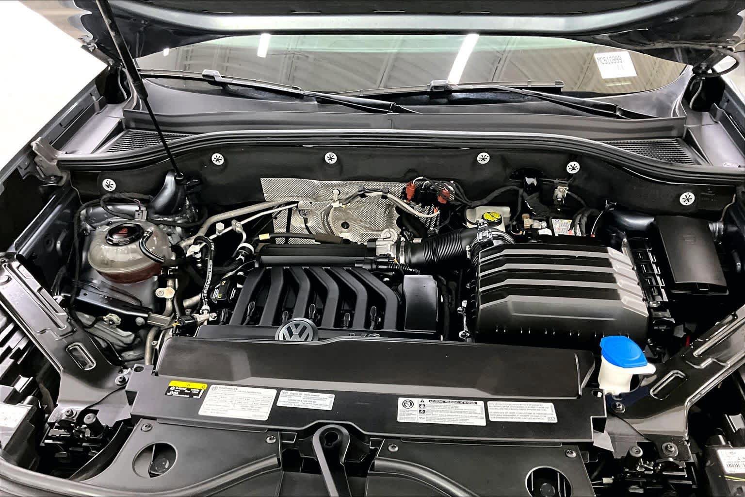 Used 2021 Volkswagen Atlas SEL Premium AWD/4WD image 32