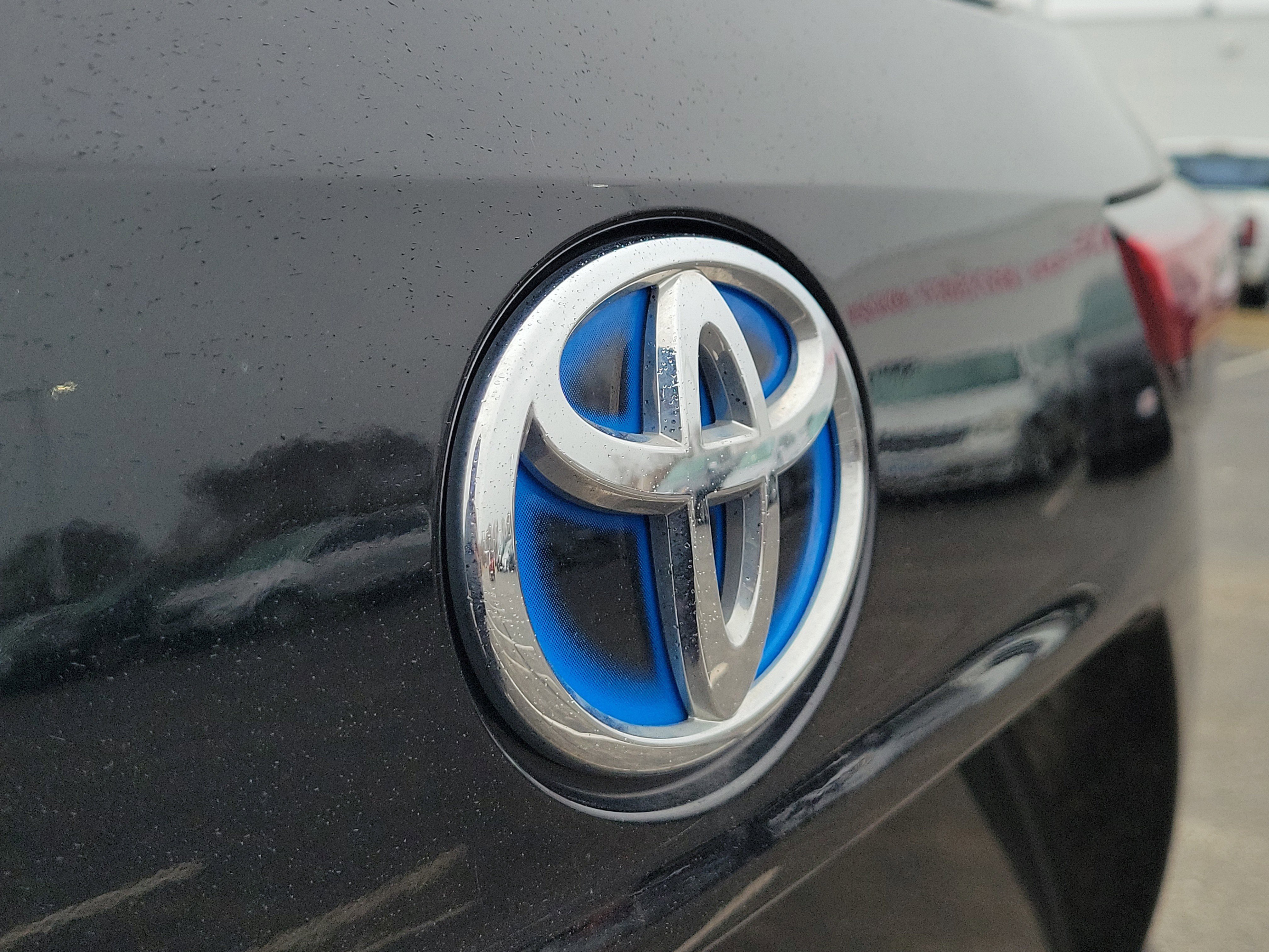 Used 2024 Toyota Highlander XLE image 6