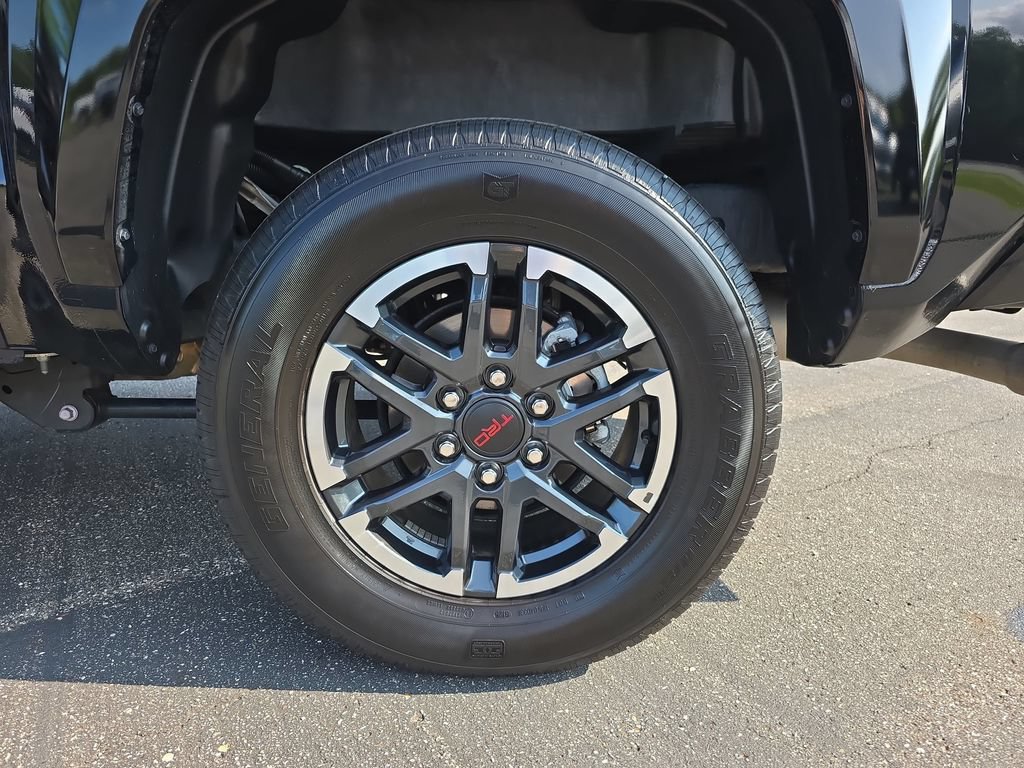 Certified 2025 Toyota Tacoma TRD Sport AWD/4WD image 35