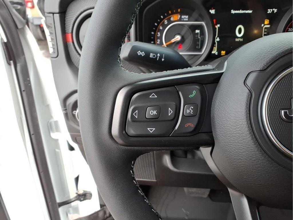 New 2026 Jeep Wrangler Rubicon AWD/4WD image 19