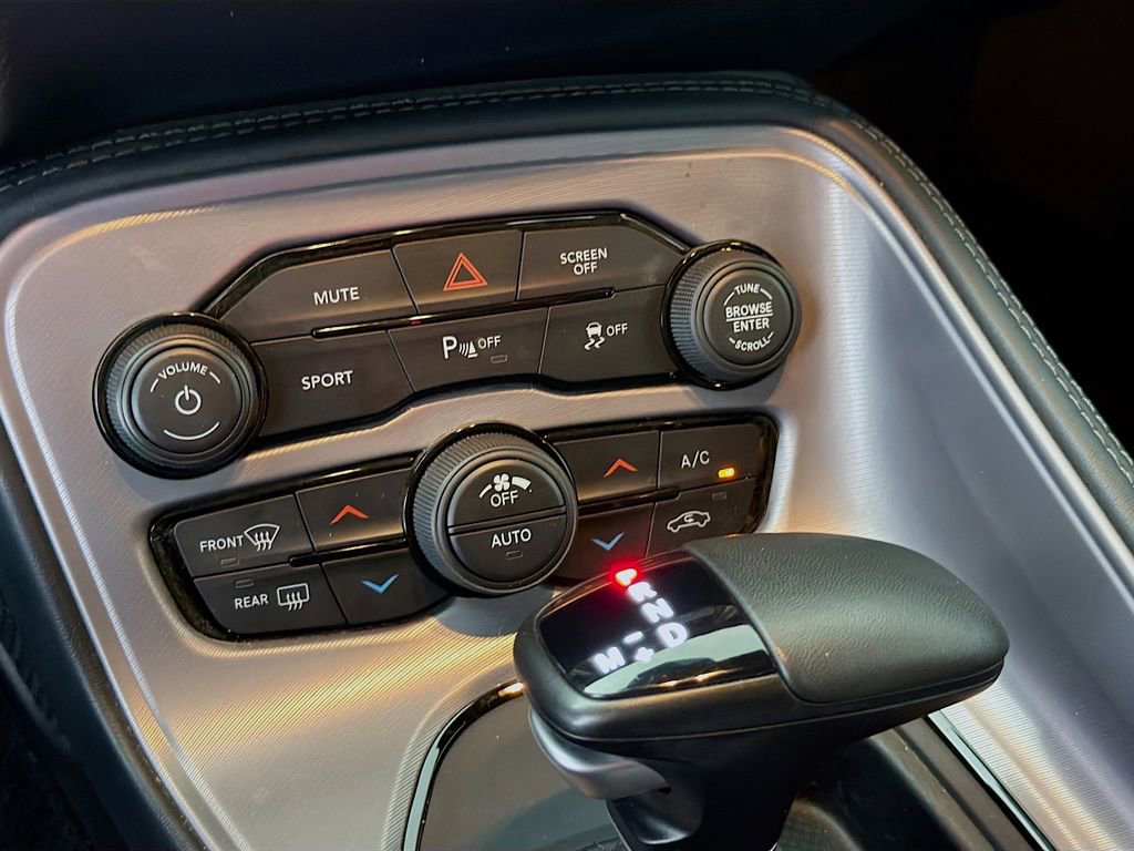Used 2023 Dodge Challenger R/T w/ Blacktop Package image 19