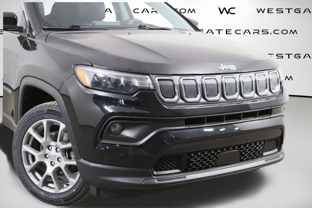 Used 2022 Jeep Compass Latitude image 48