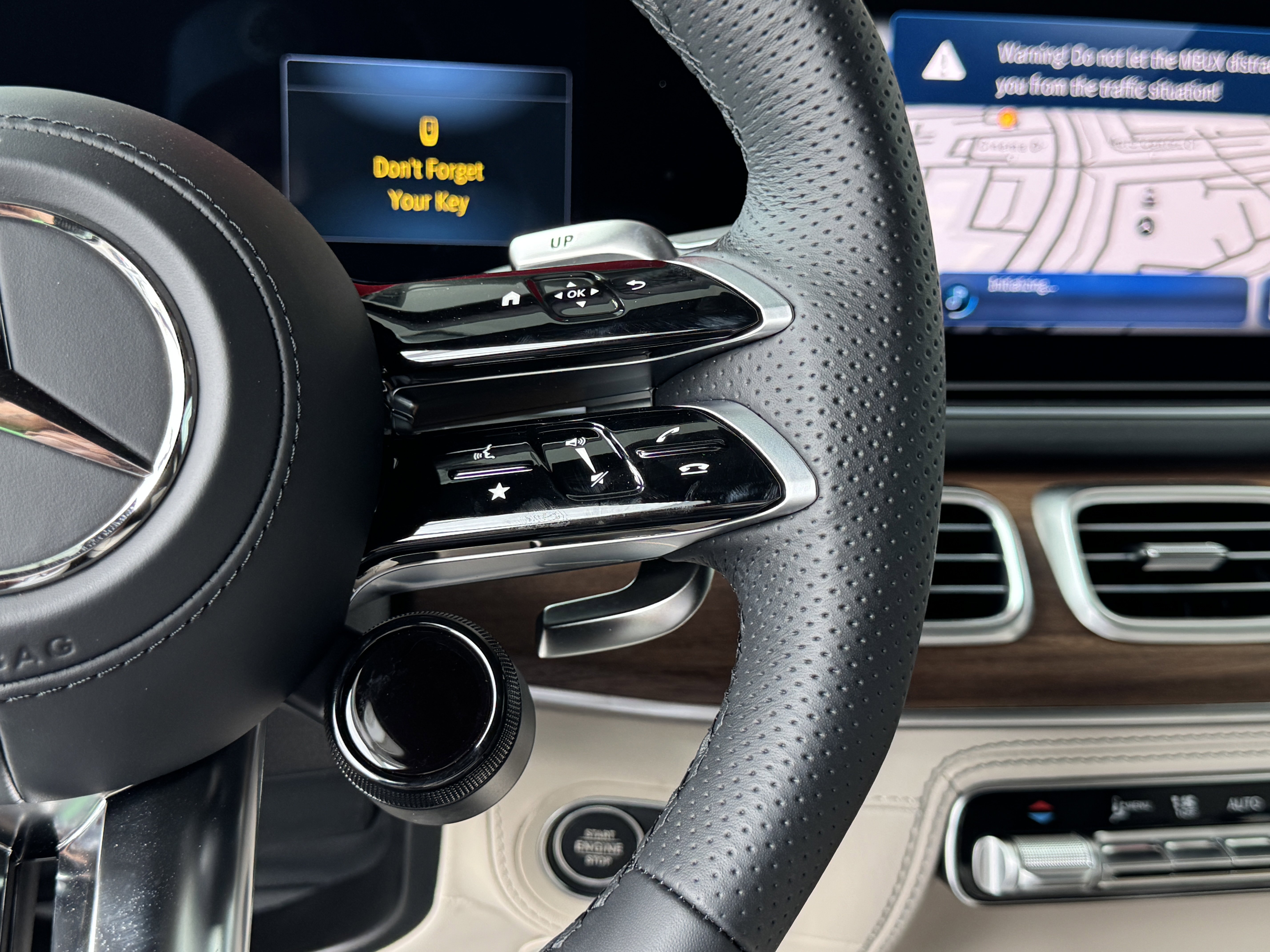 New 2026 Mercedes-Benz GLS 63 AMG 4MATIC image 18